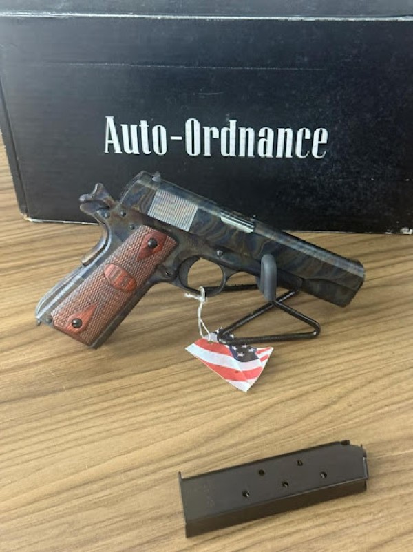 AUTO ORDNANCE - PISTOLA 1911GCH